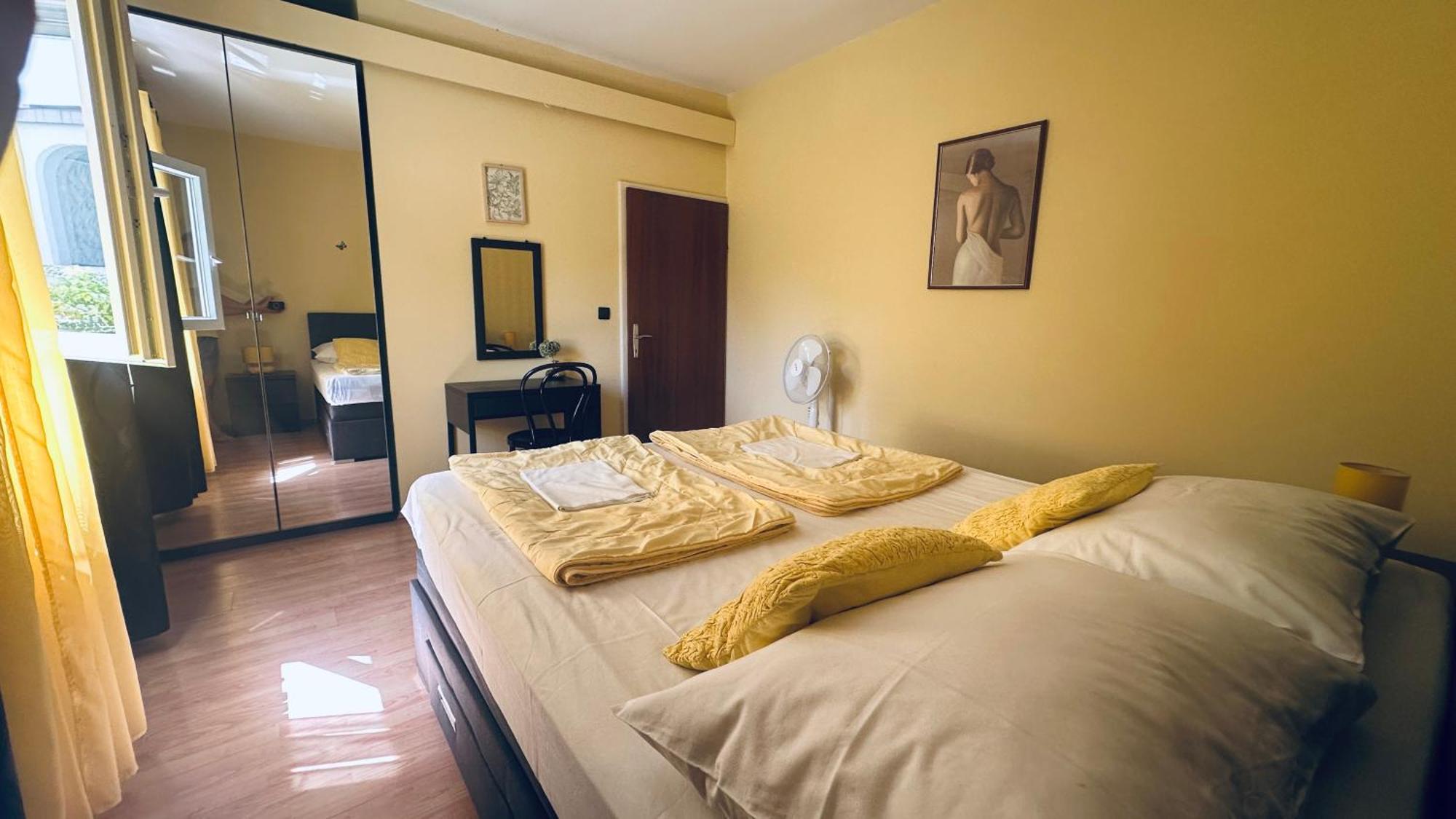 Apartments Anica Supetarska Draga Exterior photo